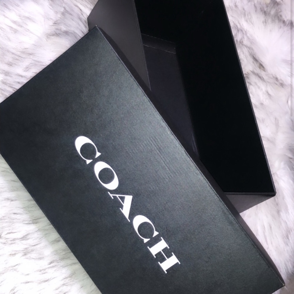 Coach Box